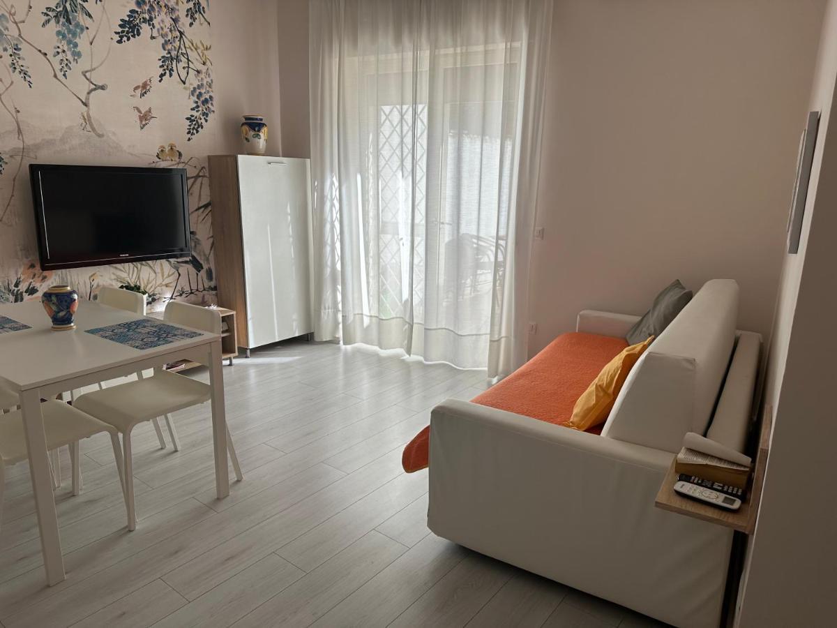 La Casa Di Gelsomina Apartamento SantʼAntonio Abate Exterior foto